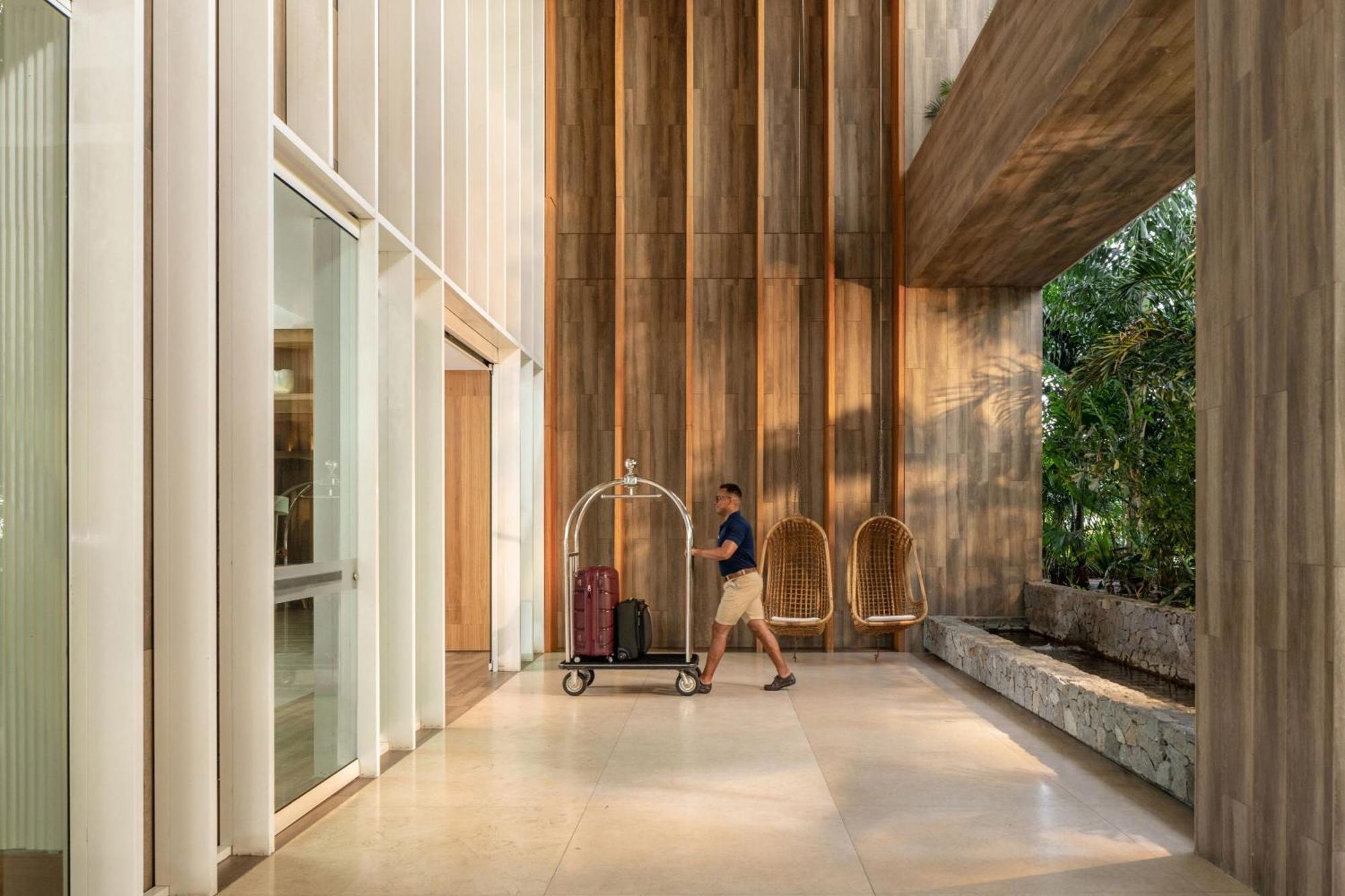 Santa Marta Marriott Resort Playa Dormida Exteriör bild The hotel lobby